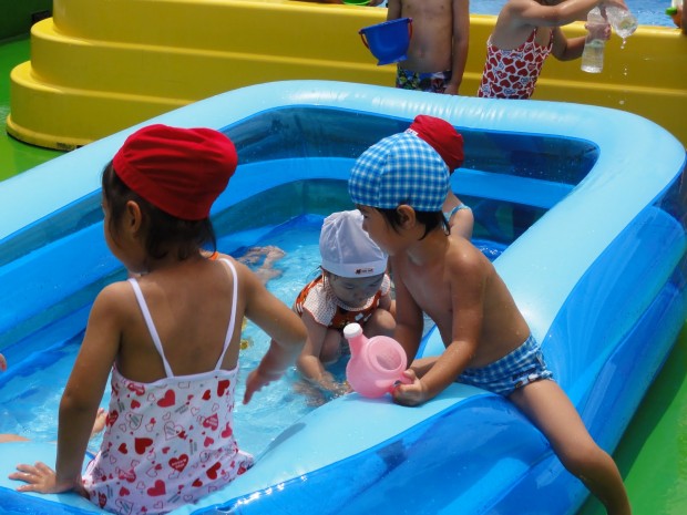 幼稚園 夏休み 預かり